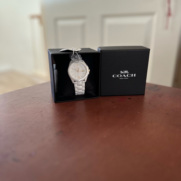 Coach Watch ***SOLD**** - Picture 3 of 6